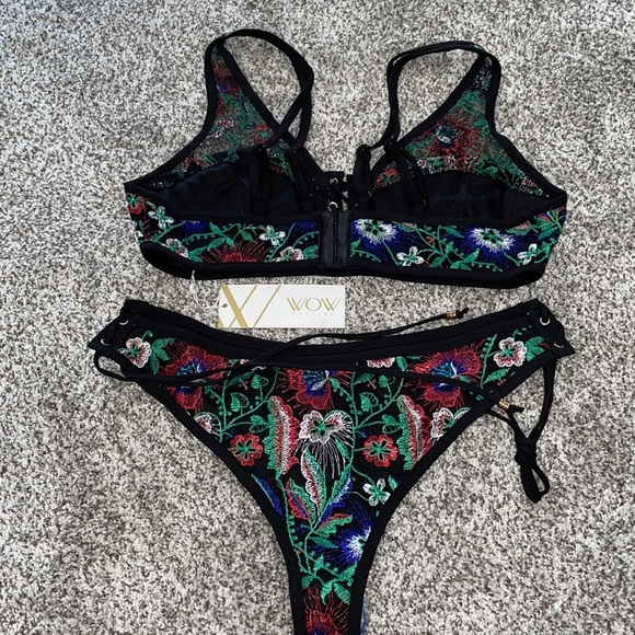 WOW Couture bikini set. Size medium. - Picture 8 of 8